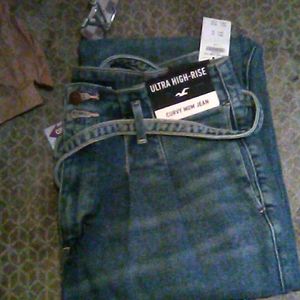 Womans Hollisters Curvy Mom Jeans W30 L29